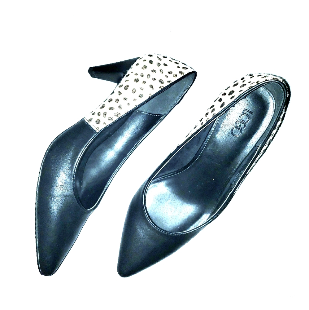 LOGO black and white cowhide heels